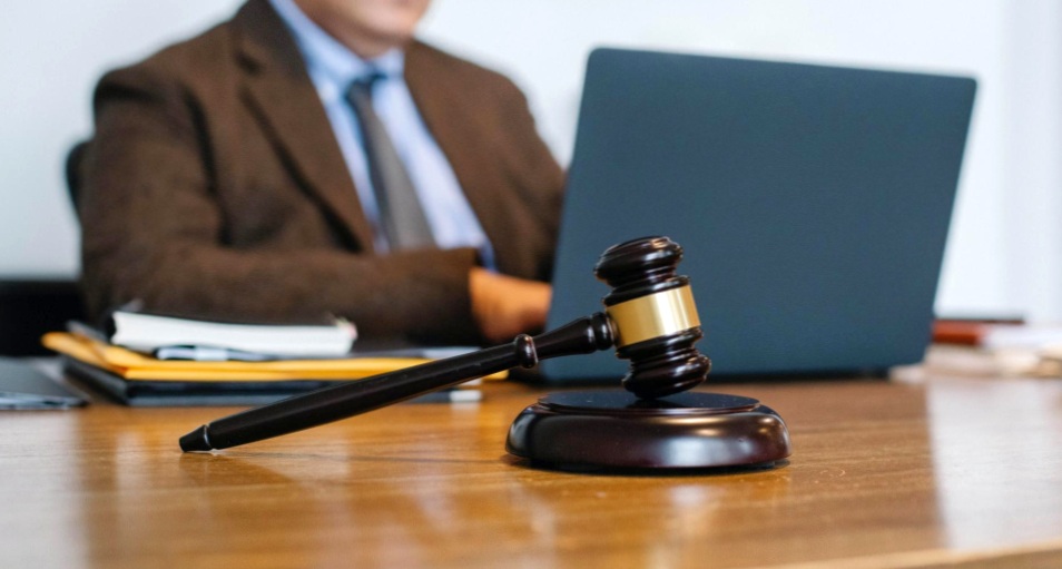 Какие услуги может оказать профессиональный адвокат по банкротству?